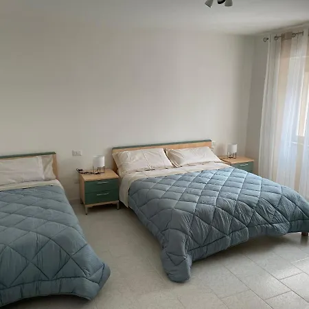 Giardino Sud - A Pochi Passi Dal Mare Apartment *
